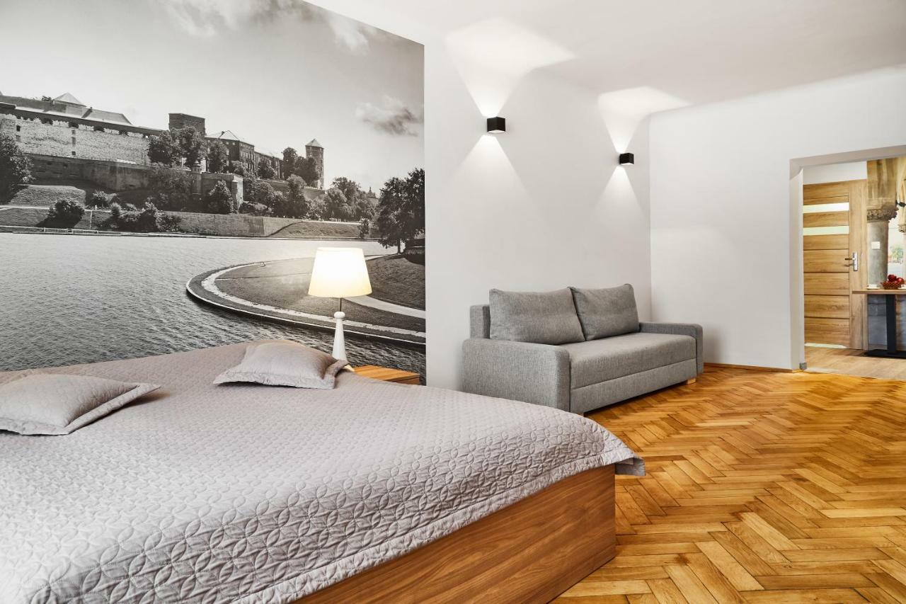 For Budget * Cracovia