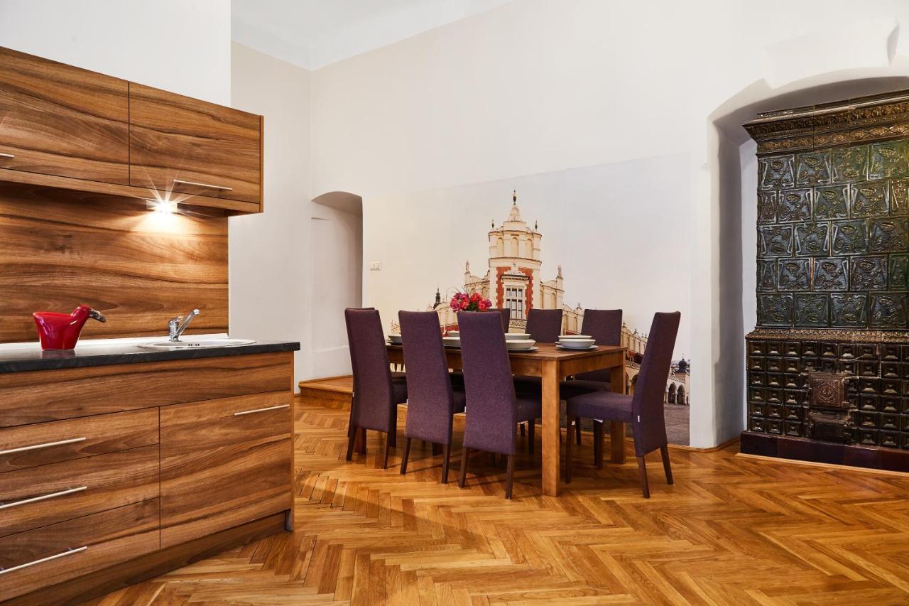 For Budget * Cracovia