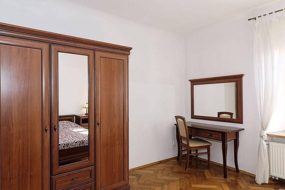 For Budget Apartamento Cracovia